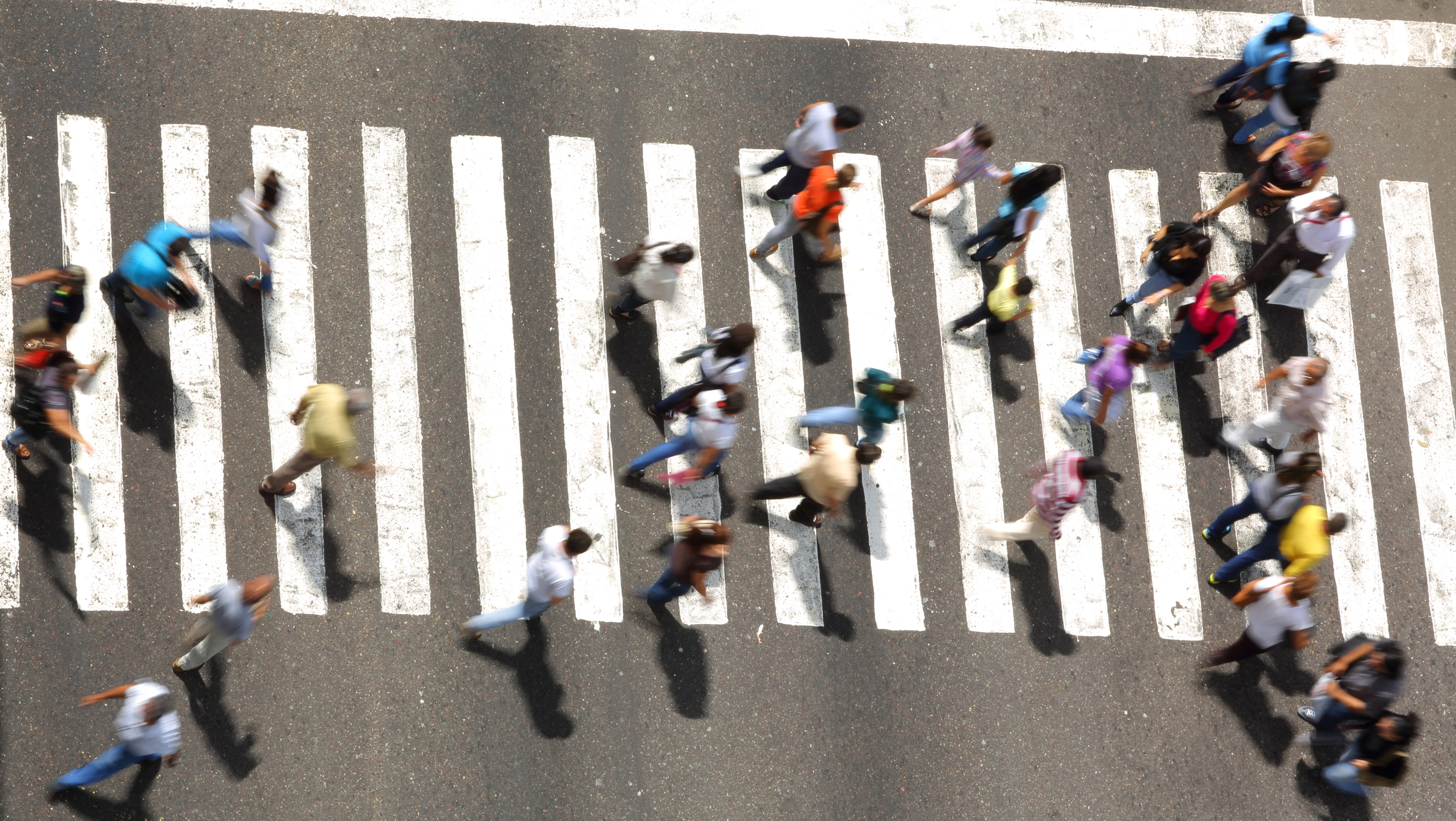 Peatones paso de cebra