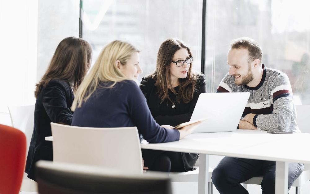 Meet the people in Línea Directa Aseguradora