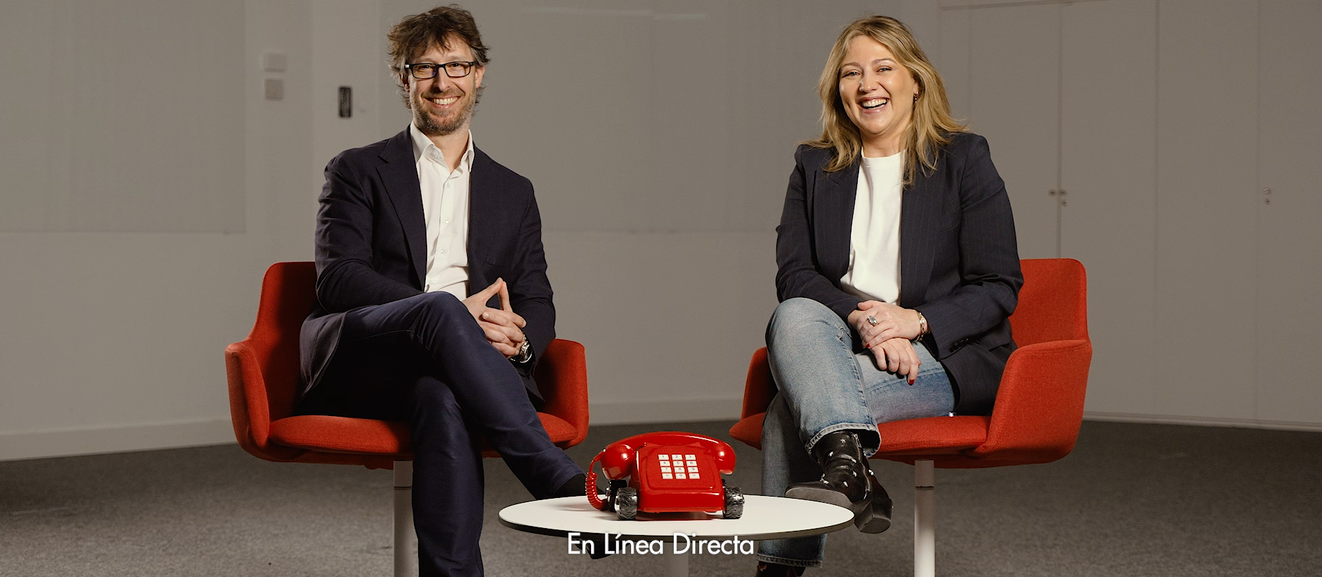 Juan Luis y Susana son del departamento de Marketing de la compañía y son los protagonistas de este capítulo